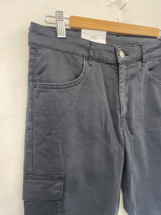 Fabulous H&M cargo slim jeans navy 31” BNwT KM003