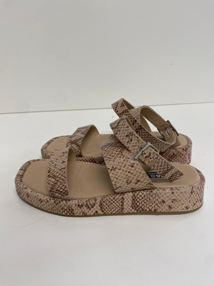 Fabulous M&S snakeskin leather flat form sandals UK3 SS002