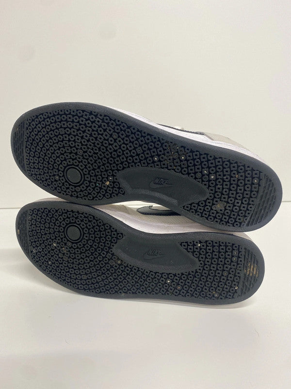 Fabulous Nike SB Alleyoop low trainers White black UK6 Youth JP001