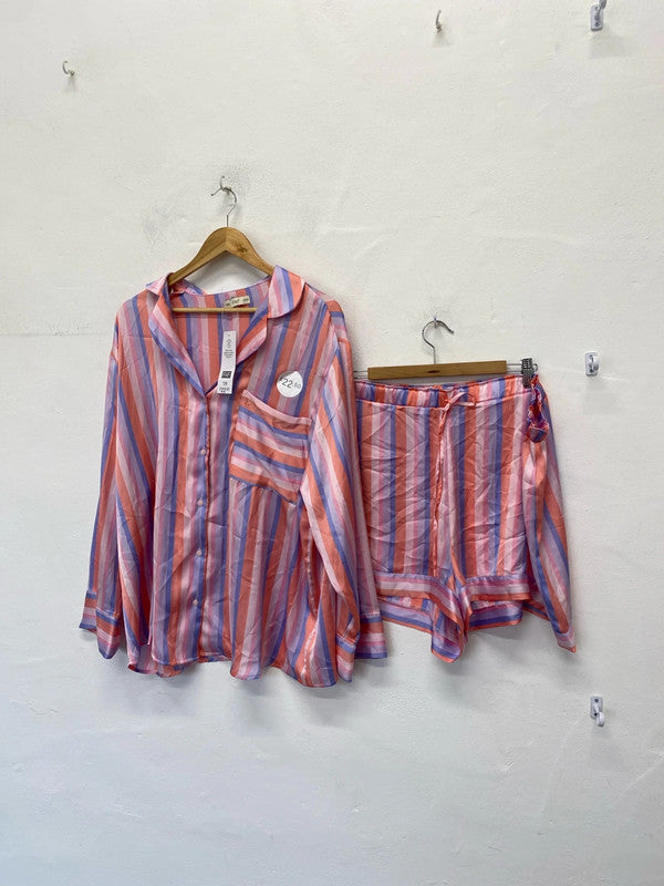 Fabulous Rainbow Pastel stripe New Pyjamas Uk20-22 TU #113 LK006