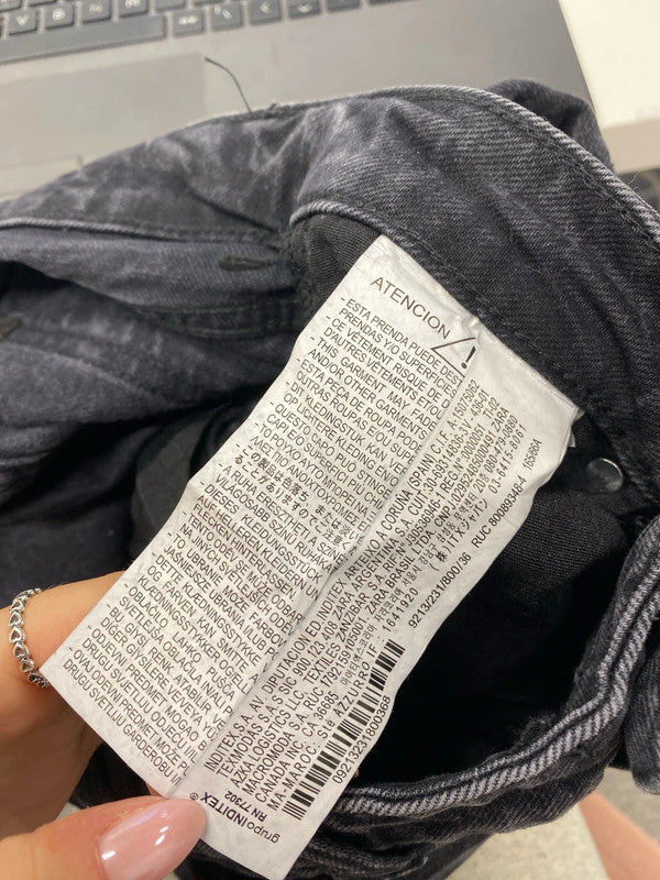 Lovely Zara jeans black straight leg UK 6 YTH01