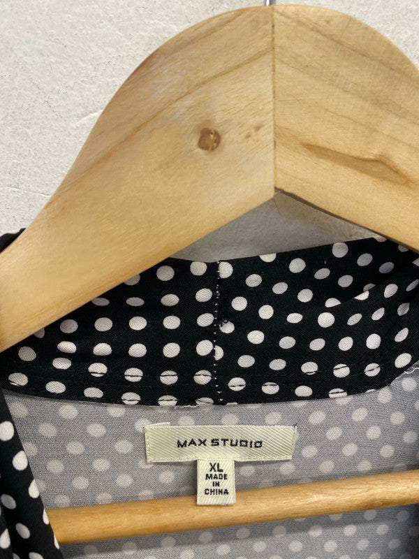 Stunning max studio polka black white low bust UK XL MW001