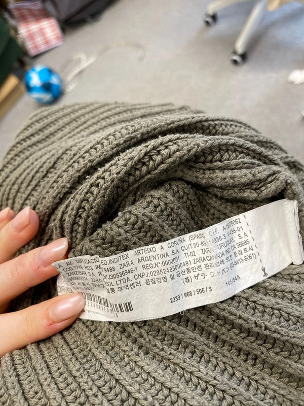 Lovely zara khaki knit jumper UK A JB001