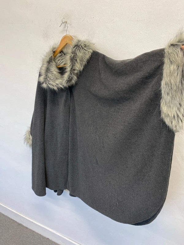Fabulous M&S faux fur lined super soft poncho One Size JR001