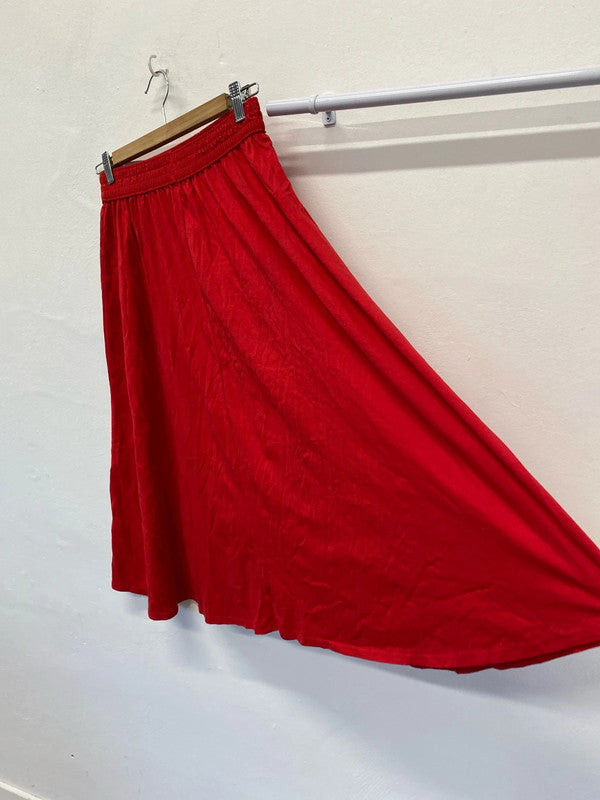 Fabulous midi skirt red flared vintage St Michael uk12/14 EC003