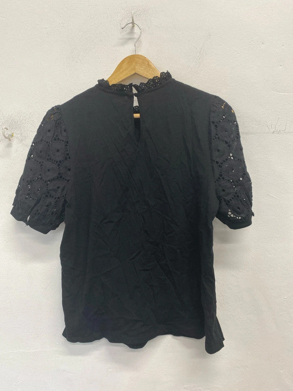 Fabulous Broderie top pure cotton from Very Uk14 NN001