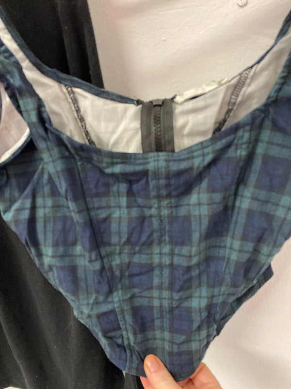 Fab woman’s size 16 Bundle Fila River Island classics JG001