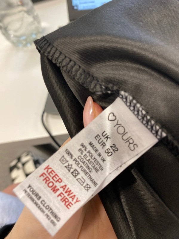 Lovely bundle 2 yours M&S faux leather legging bundle UK 22 RM002