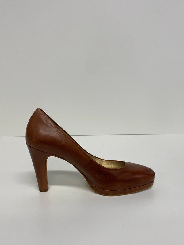 Phase Eight Stylish Tan Leather Court Shoe UK 7 KM005