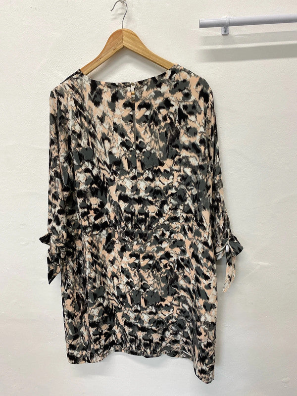 Fabulous Watercolour greys abstract loose fit sheath dress Uk18 KM003