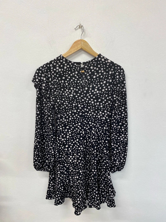 River Island Stylish Black & White Ditsy Floral Asymmetric Ruffle Mini Dress UK 8 KM004