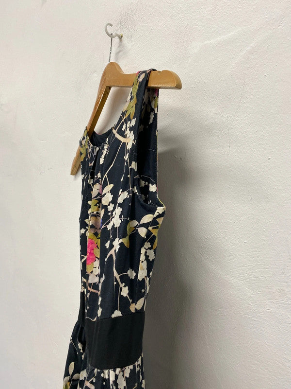 Super cute floral fit & flare dress party events Uk8 by Almari CF002