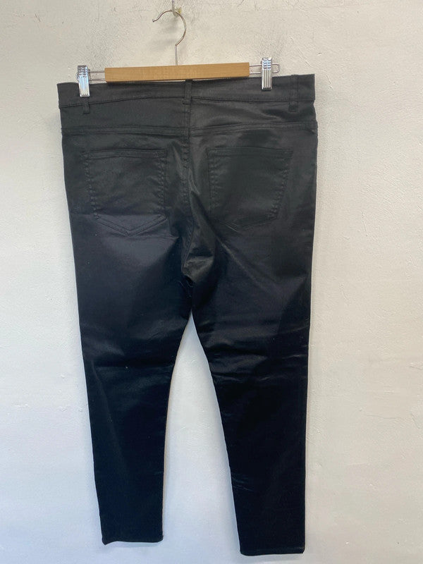 Lovely H&M black faux leather skinny jeans UK 16 KM003