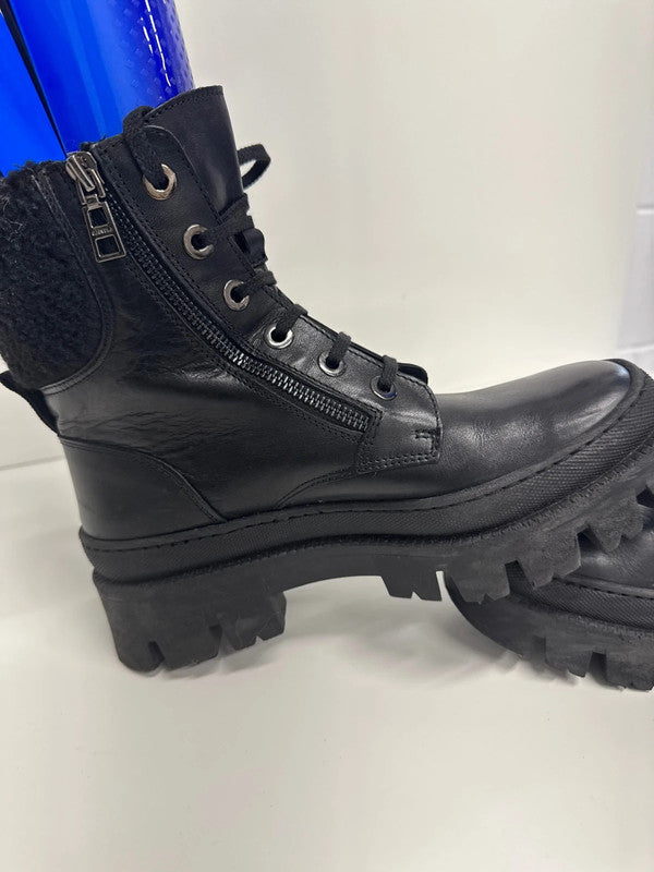 Fabulous Carvela leather stomper boots faux fur trim UK6 SD002