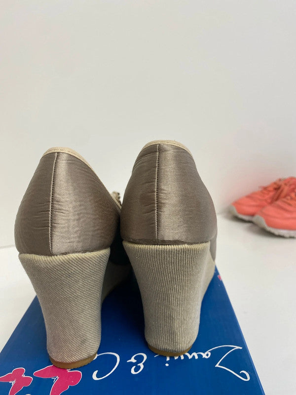 Zanni & Co champagne wedge occasion or events shoe Uk5 Eur 38 GK002