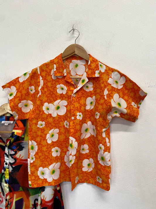 Lovely duo of funky shirts holiday essential zibilondon UK 8 GK002 #9