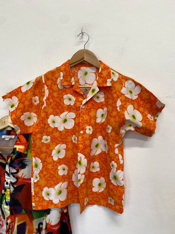 Lovely duo of funky shirts holiday essential zibilondon UK 8 GK002 #9