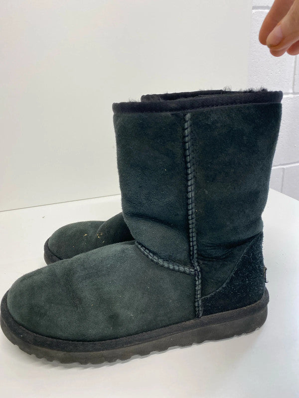 Fabulous Black Ugg boots Uk5.5 classics MS002