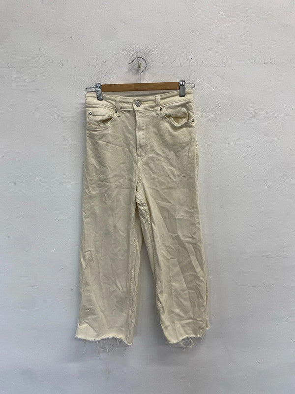 Lovely H&M beige raw hem wide leg jeans UK 8 JA001