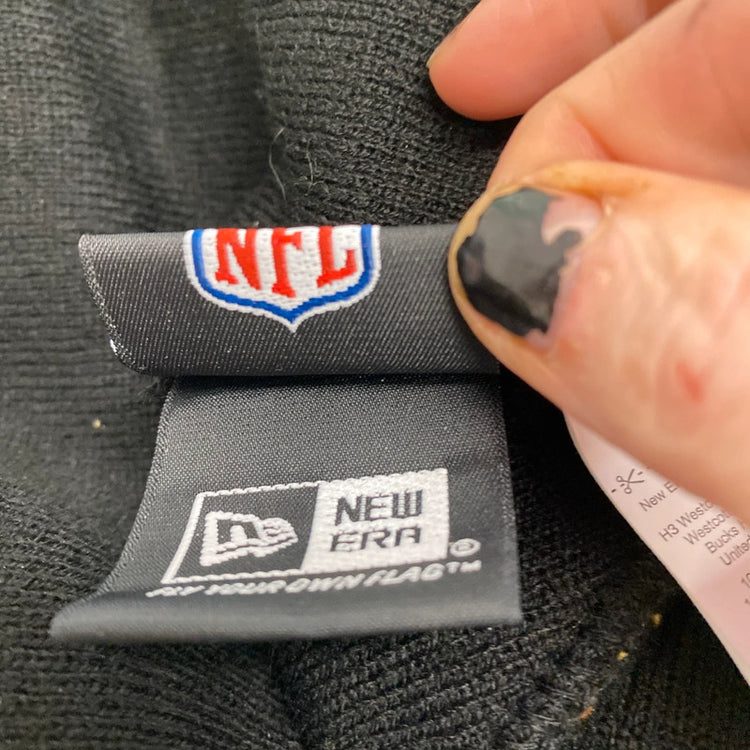 Fabulous NFL Raiders Leopard Print knit bobble hat JR001