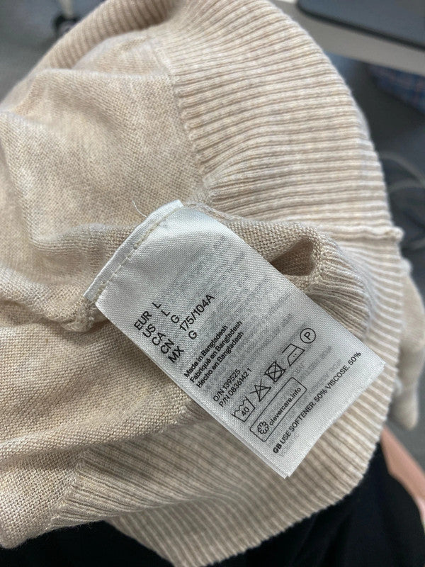 Lovely H&M beige v neck lightweight jumper UK L KM003