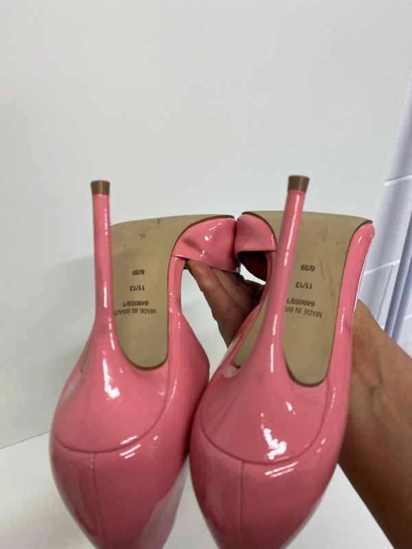 Fabulous Barbie Pink stiletto shoes UK6 faux patent leather KM004
