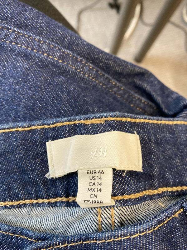Fabulous H&M dark blue tapered denim jeans Uk16 KM003