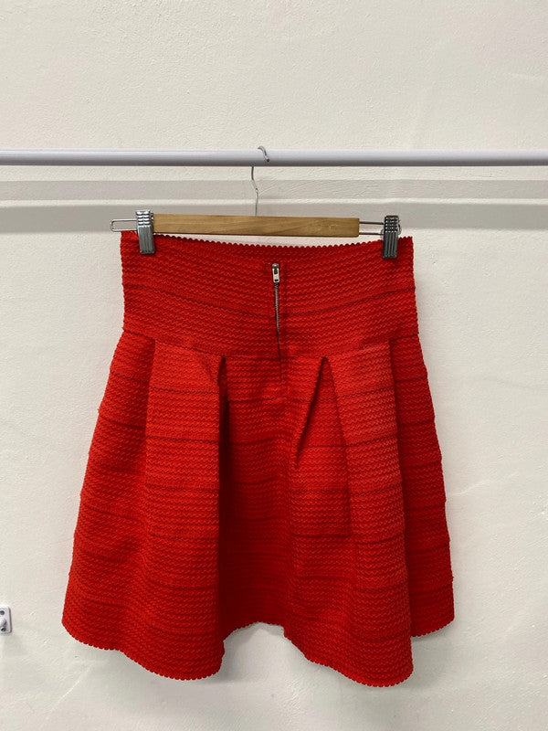 Fabulous bright Red textured skirt H&M UkS tiered formal occasion CF002
