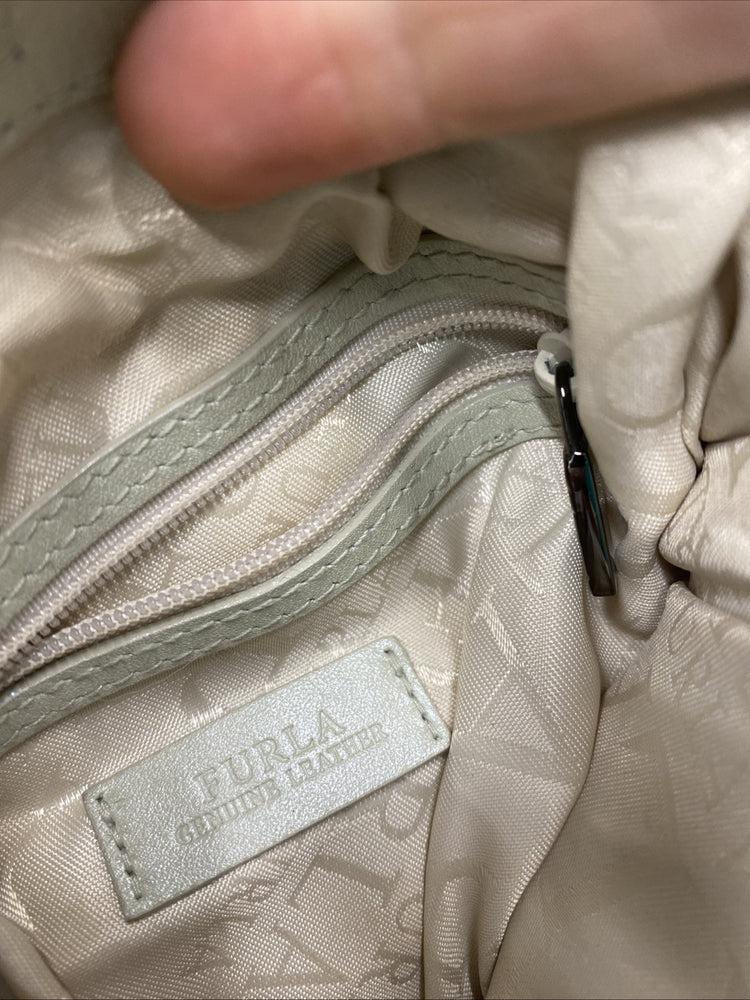 Fabulous super rare Mint Green Furla leather Bag Chain Detail Small SD002