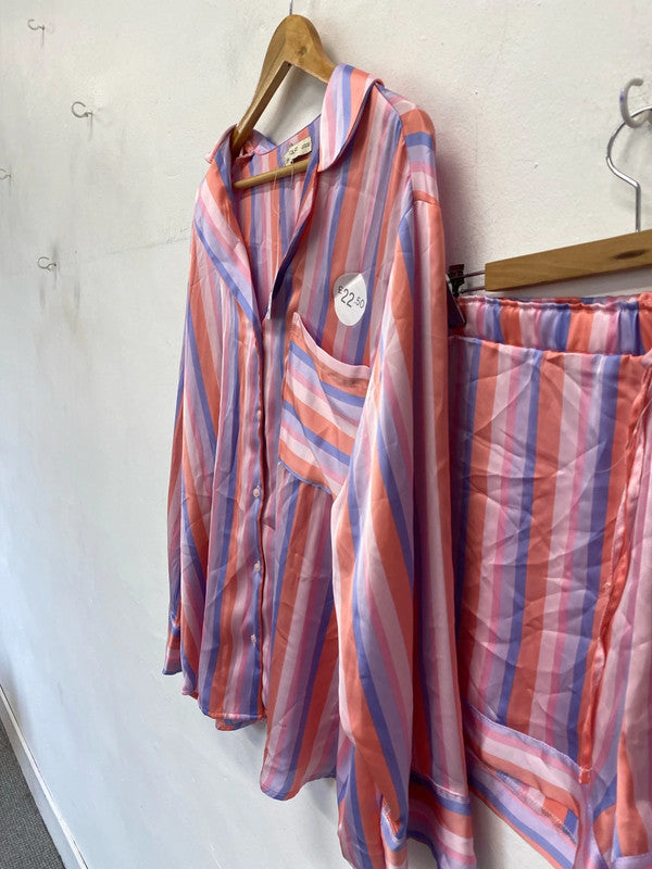 Fabulous Rainbow Pastel stripe New Pyjamas Uk20-22 TU #113 LK006