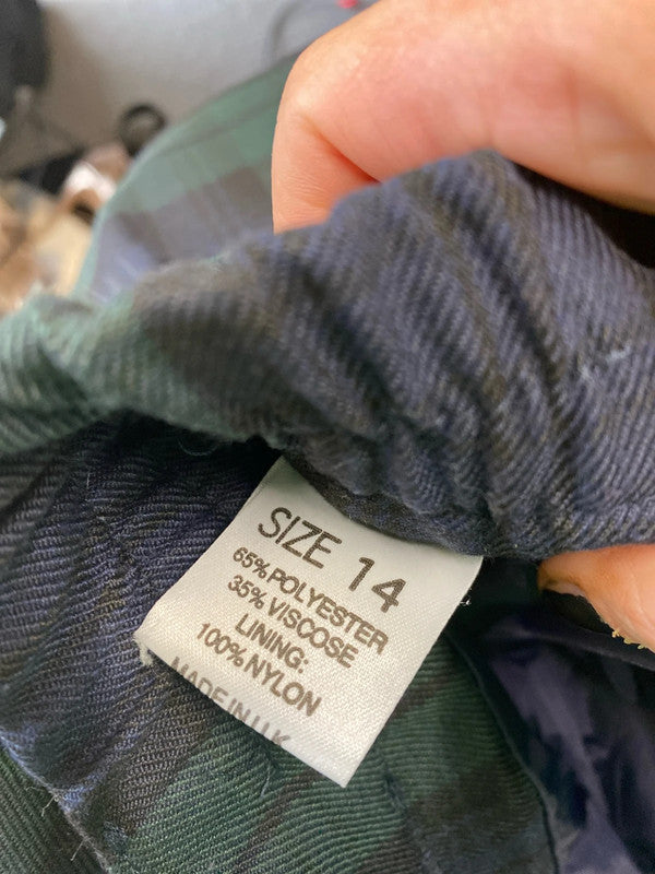 Fabulous Black watch Tartan pencil skirt Uk10 Classic JB005