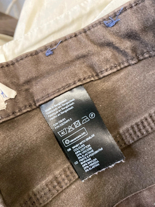 Fabulous Duo of slim fit chinos Uk14 brown cream classics #28 KM003