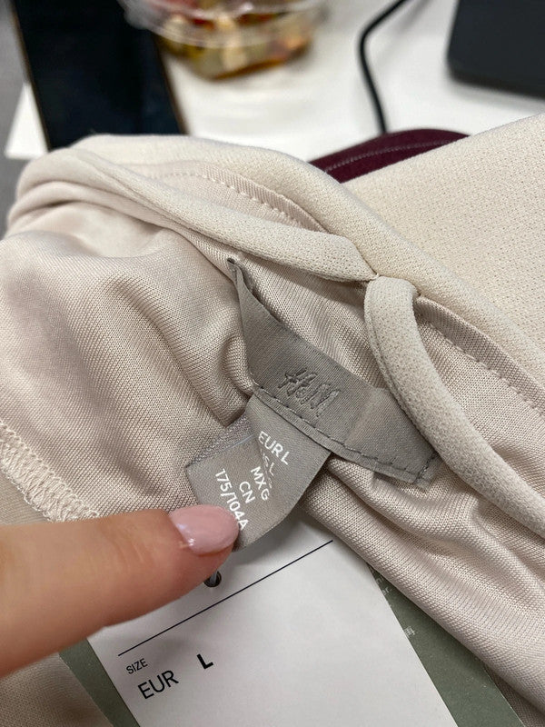 Lovely H&M cream body suit UK L KS002