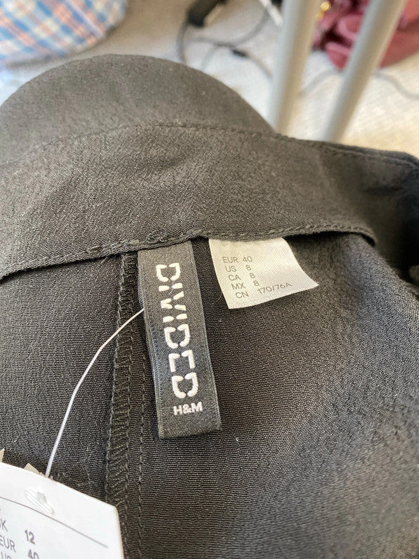 Fabulous Pencil skirt from H&M crepe fabric Uk12 JB001