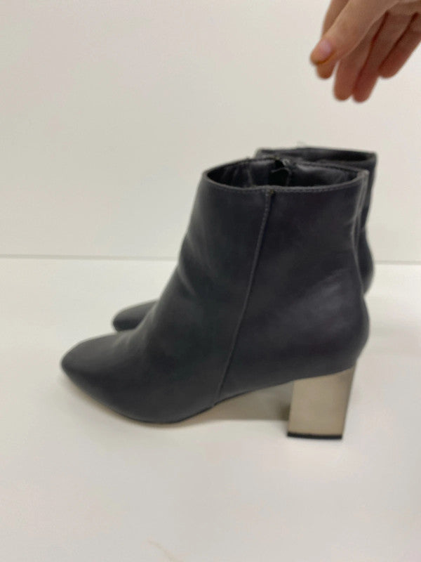 Fab TU charcoal grey ankle boots with metallic heel Uk7 JW002