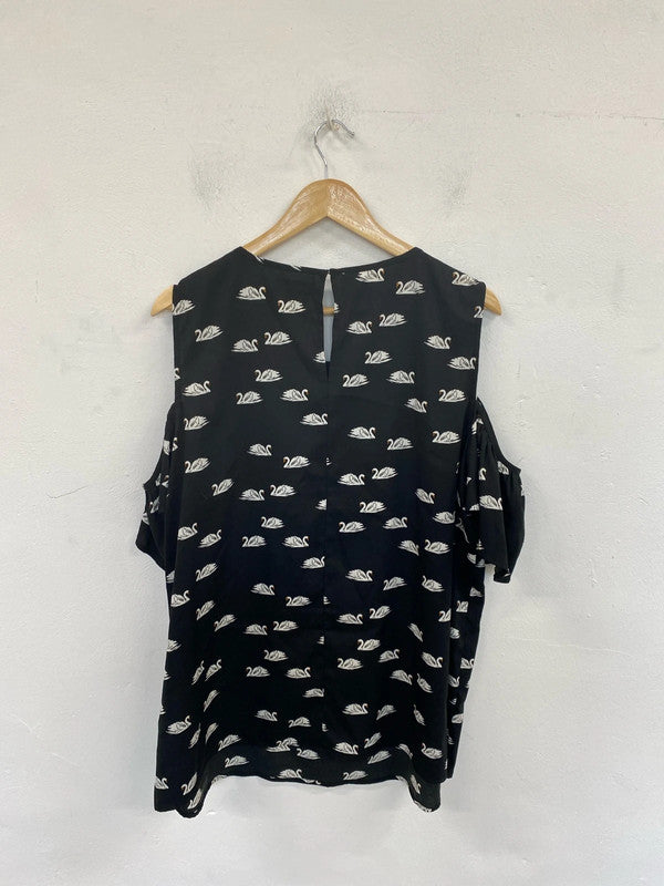 New Look Fabulous Black Swan Pattern Cold Shoulder Top UK 22 RG021