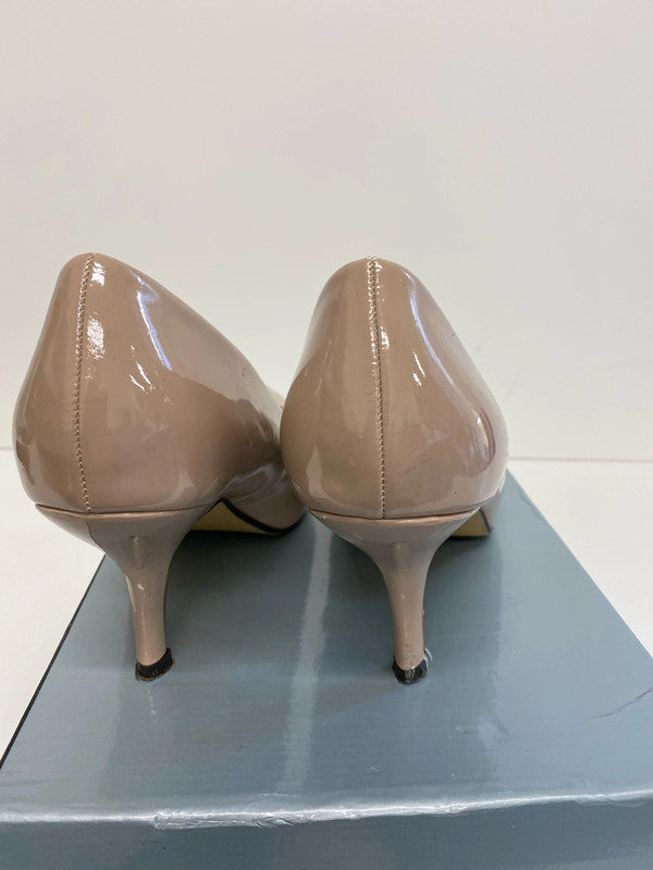 Fabulous Nude patent court shoes Uk7 by South classic IM001