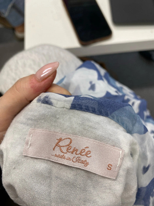 Lovely renee made in Italy floral blue white top UK S LD001