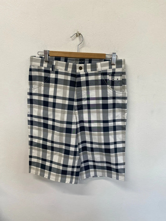 Fabulous men’s Nike plaid tech shorts size XL JP001