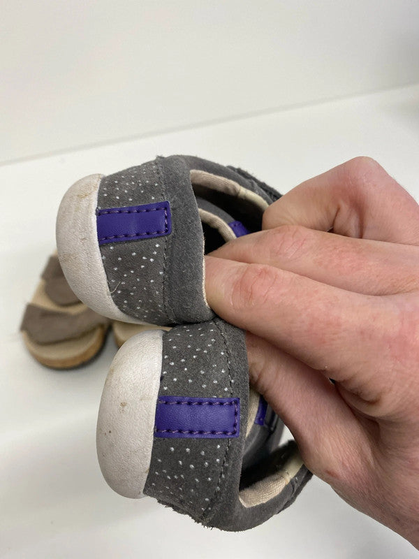 Fabulous boys summer shoes sandals & trainers Clark’s size 22 / 5.5 #14 LN001