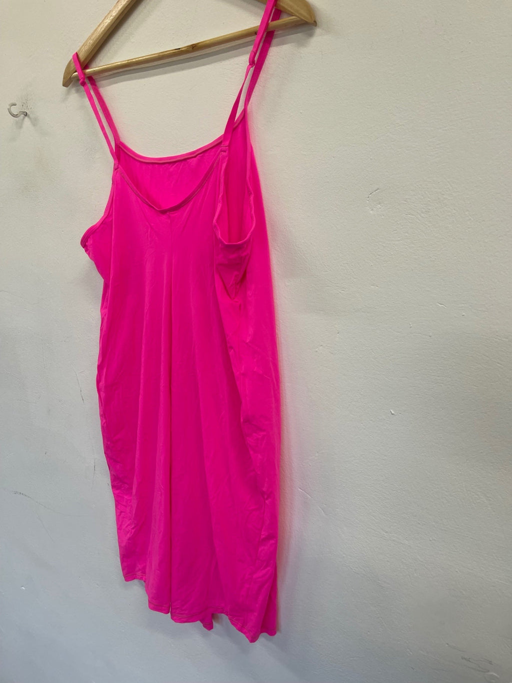 Fabulous Skims fits everybody Slip Dress size 4X Neon Pink RM531