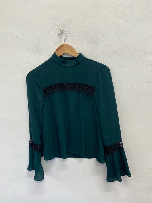 Lovely river island dark green black lace detail blouse UK S KM004