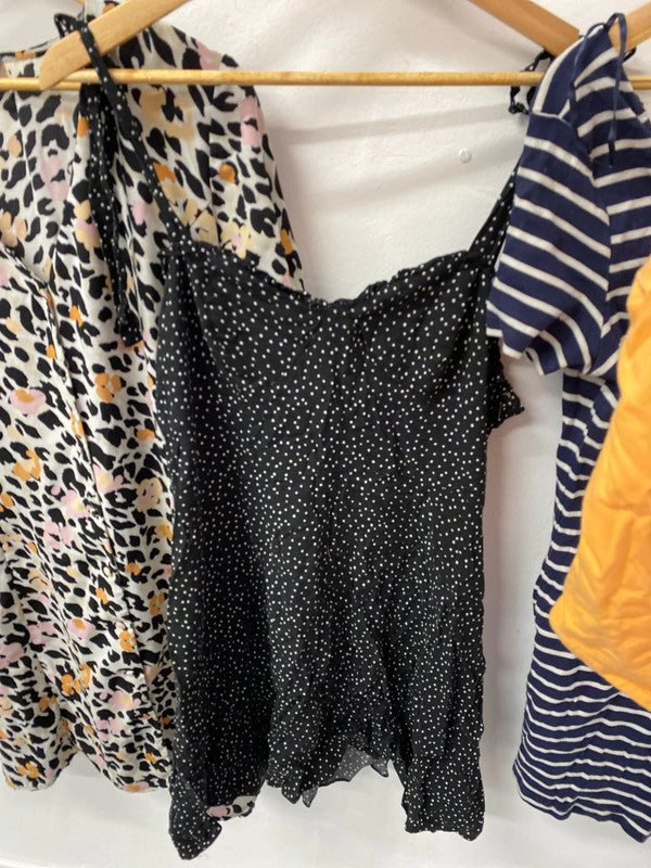 Fabulous Ladies bundle size 18/20 Jeans Animal print JG001