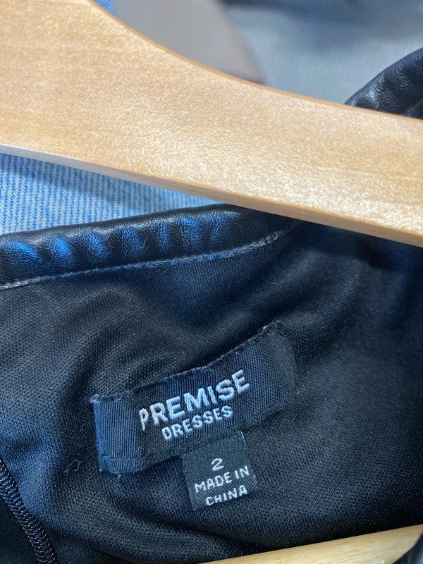 Fabulous black Bodycon pencil dress by Premise size 2 Uk12 MW001