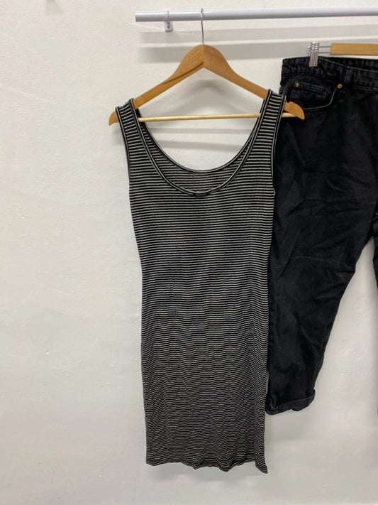 Fabulous Ladies bundle size 18/20 Jeans Animal print JG001