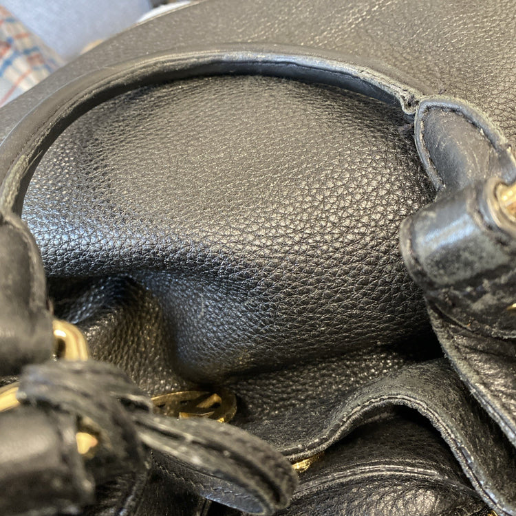 Michael Kors Bedford Belted Large Leather Shoulder Handbag In black IM001