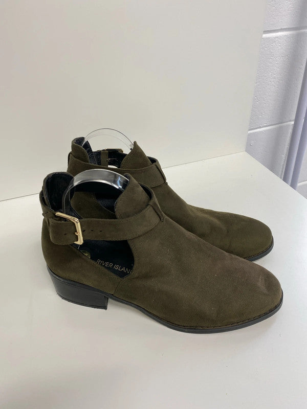 Fabulous khaki River island Flat Boot UK6 Faux suede KM004