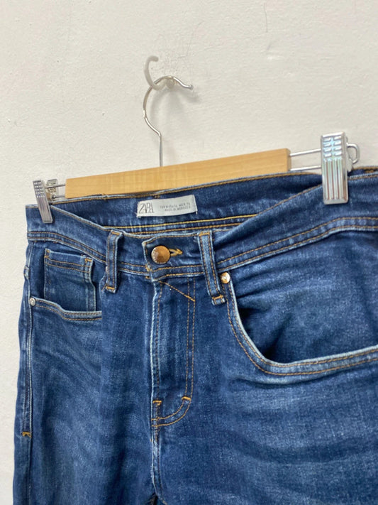 Fabulous Men’s Zara blue indigo jeans Waist 31 Leg 31.5 JA001