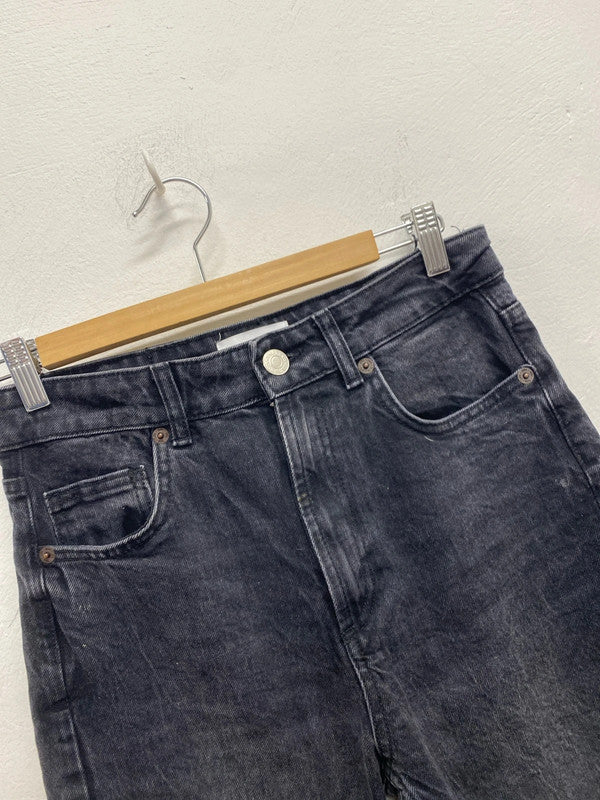 Lovely Zara jeans black straight leg UK 6 YTH01