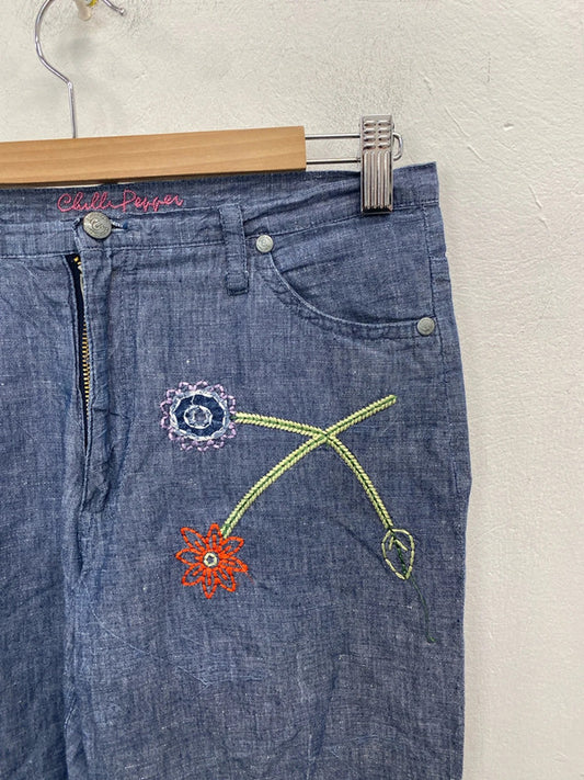 Stunning chilli pepper cropped embroidered trousers lightweight Uk 10 AG005